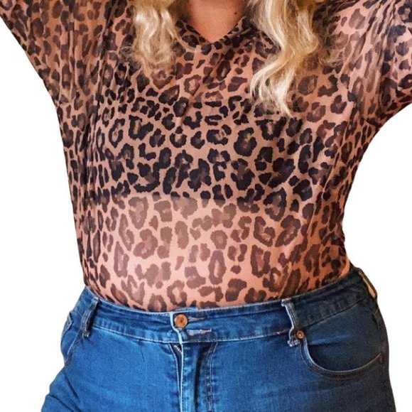 Boohoo Tops - NWT BooHoo Cheetah Bodysuit Size 22
